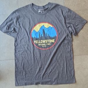 Yellowstone National Park Graphic Tee - Charcoal